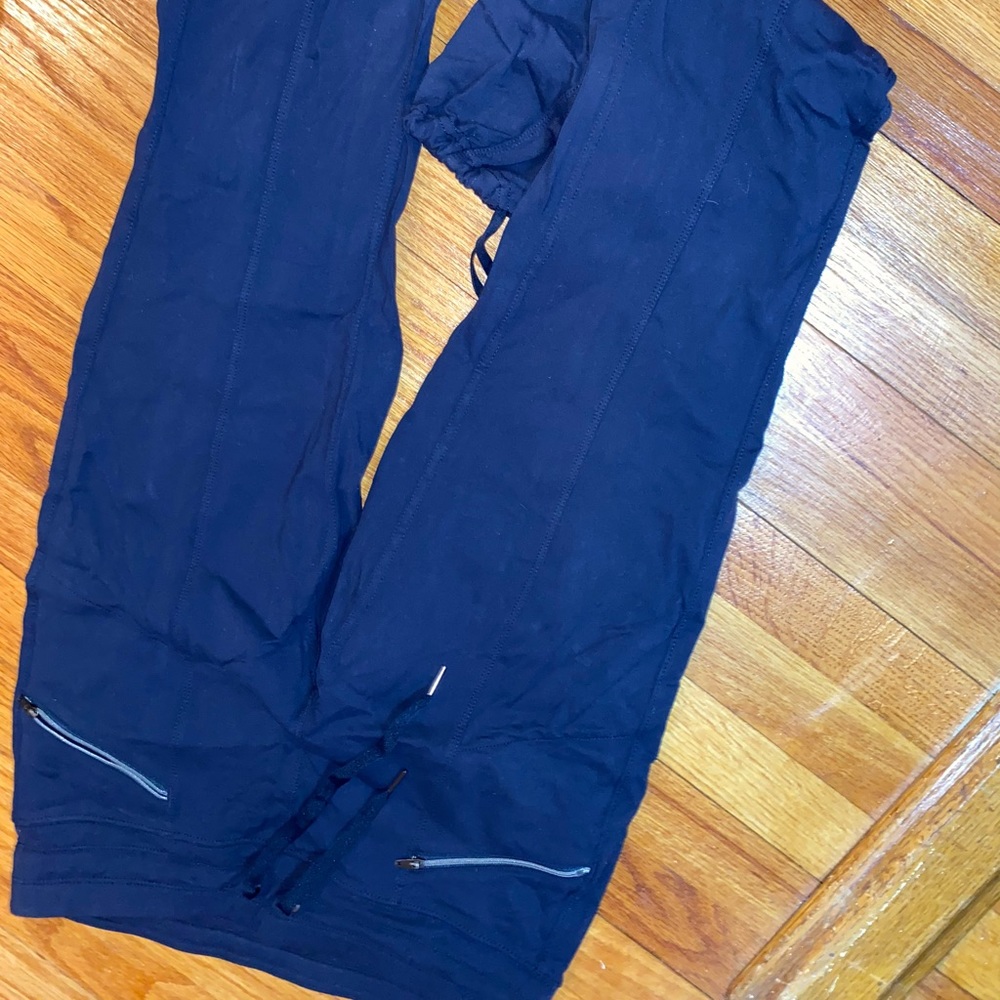 Athletes pants
